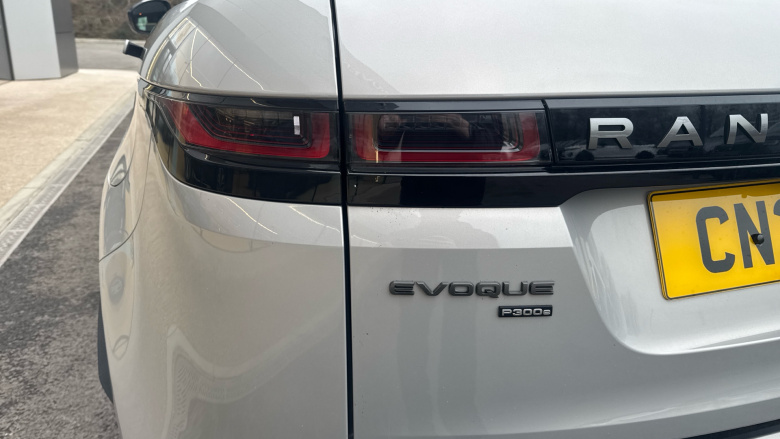 Land Rover Range Rover Evoque 1.5 P300e R-Dynamic SE 5dr Auto Hatchback